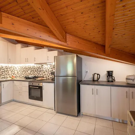 La Perla Loft * סאמי